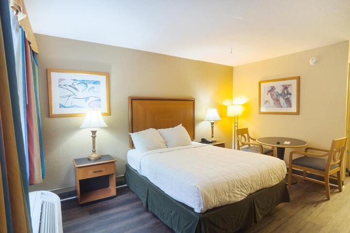 Travelodge by Wyndham Harriman