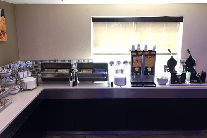 Breakfast/Coffee Service 47 of 55
