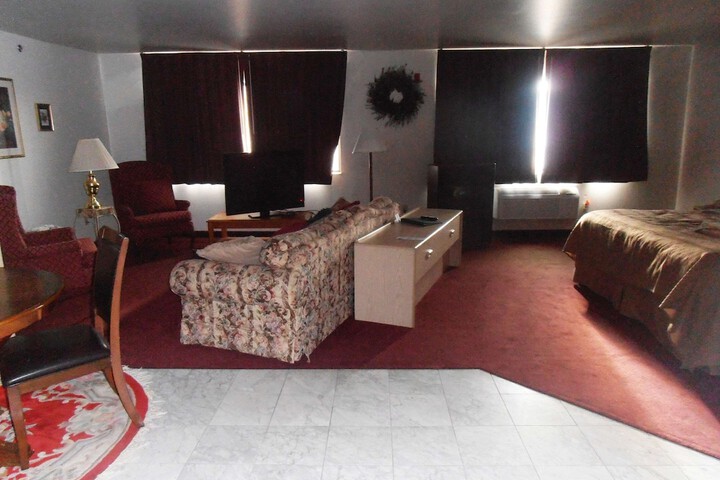 Room 14 of 25
