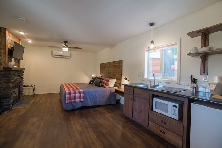 Room 185 of 235