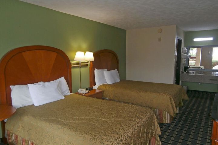 Room 14 of 20