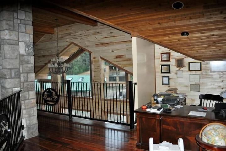 Elktrace Bed & Breakfast