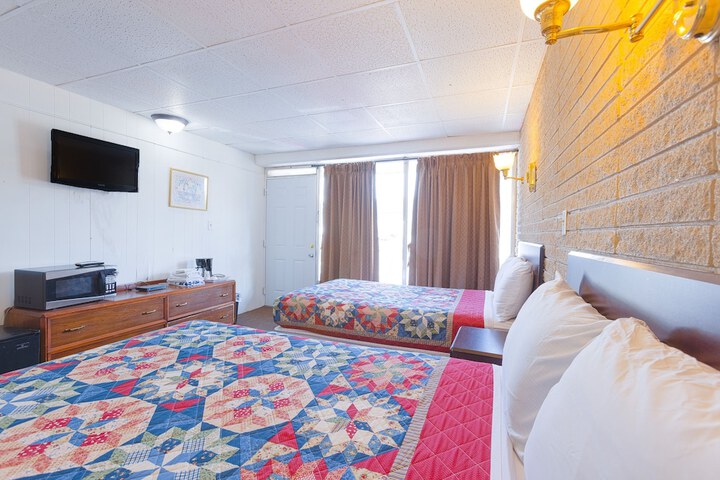 Room 63 of 78