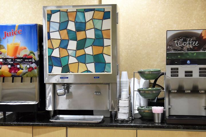 Breakfast/Coffee Service 60 of 75