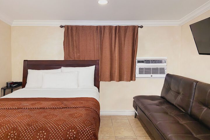Nite Inn - Walking Distance to Universal Studios Hollywood