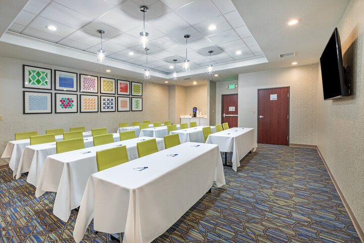 Holiday Inn Express Hotel & Suites GUYMON by IHG