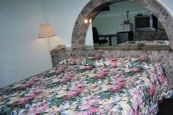 MOTOR INN