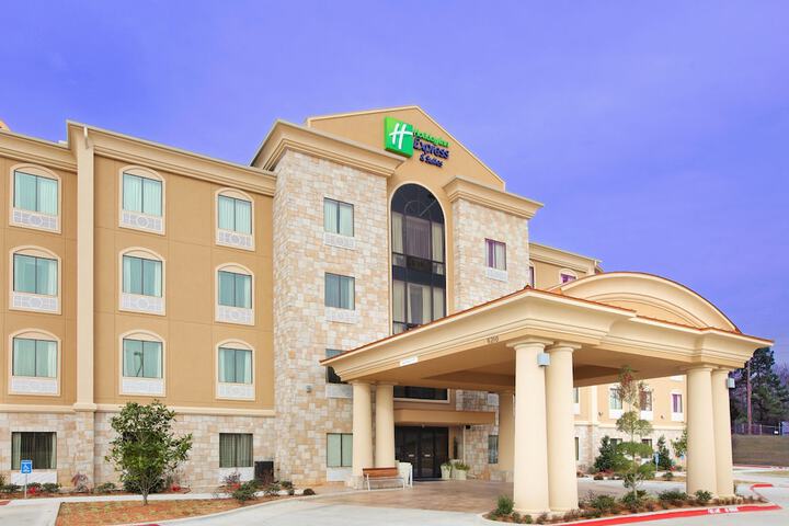 Hotel 4 of 55