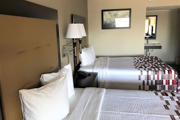 Room 13 of 17