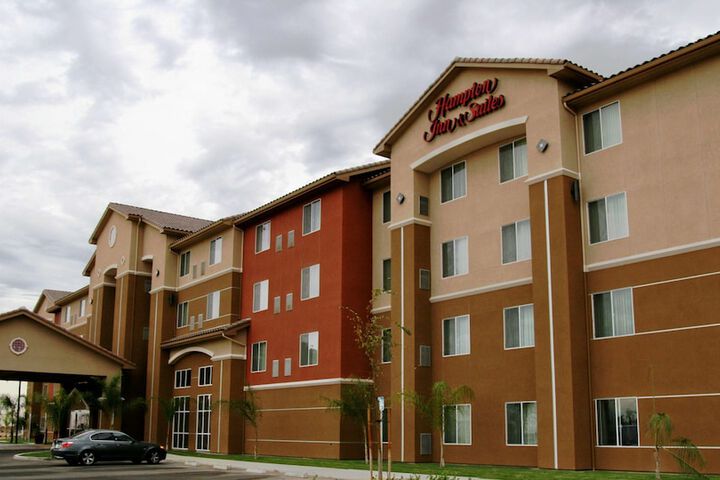 Hampton Inn & Suites Bakersfield North-Airport