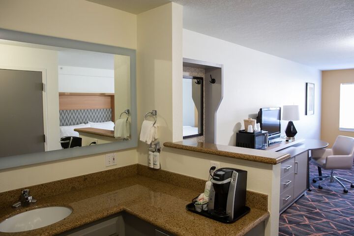 Room 36 of 47