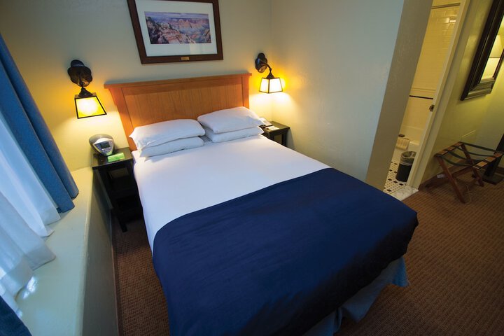 Room 27 of 36