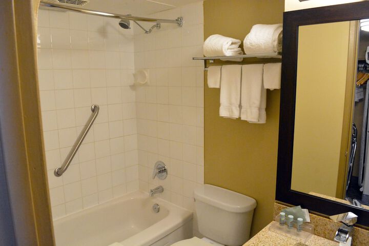 Room 12 of 46