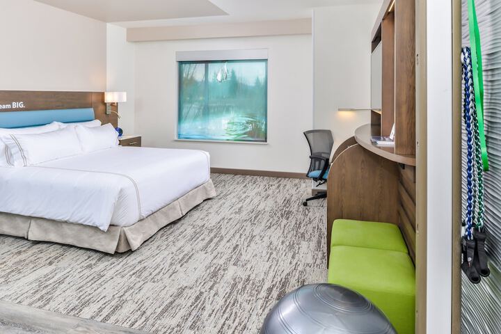 Room 45 of 78