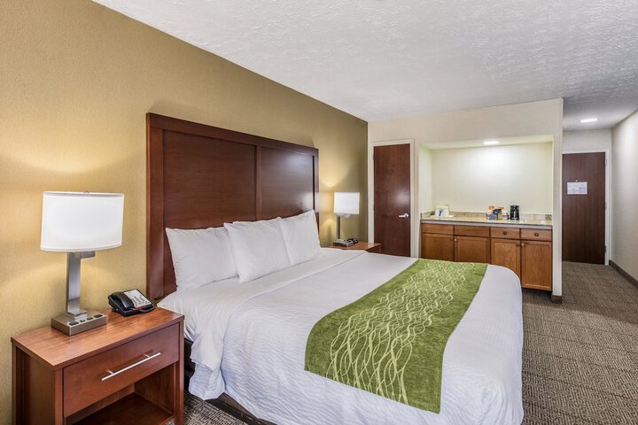 Room 22 of 35