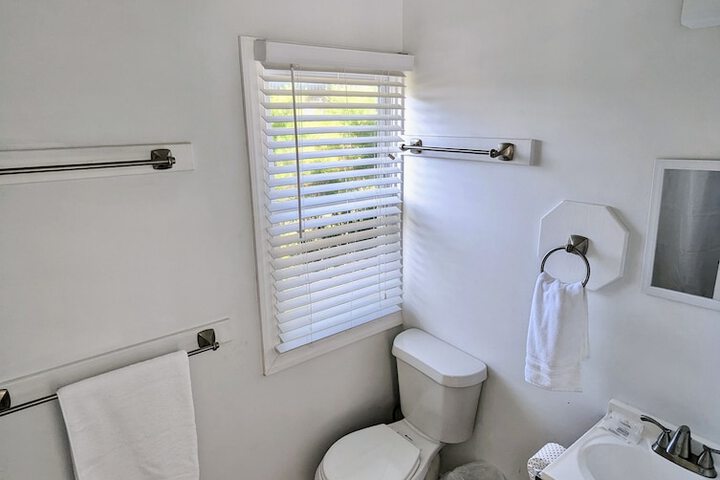 Room 53 of 56