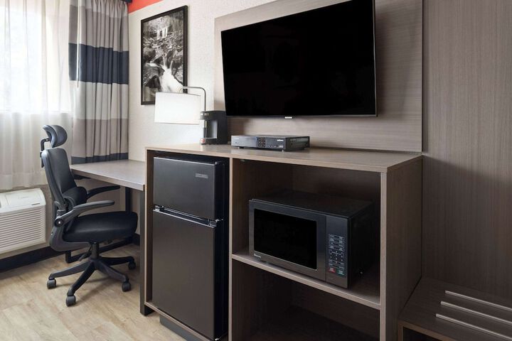 Room 12 of 31