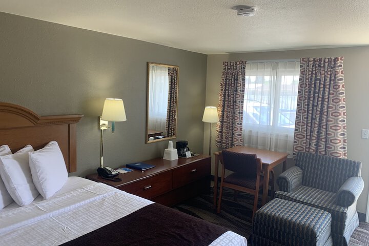 Room 33 of 44