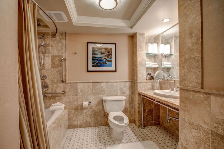 The Woodmark Hotel & Still Spa on Lake Washington