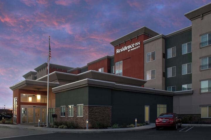 Hotel 1 of 31