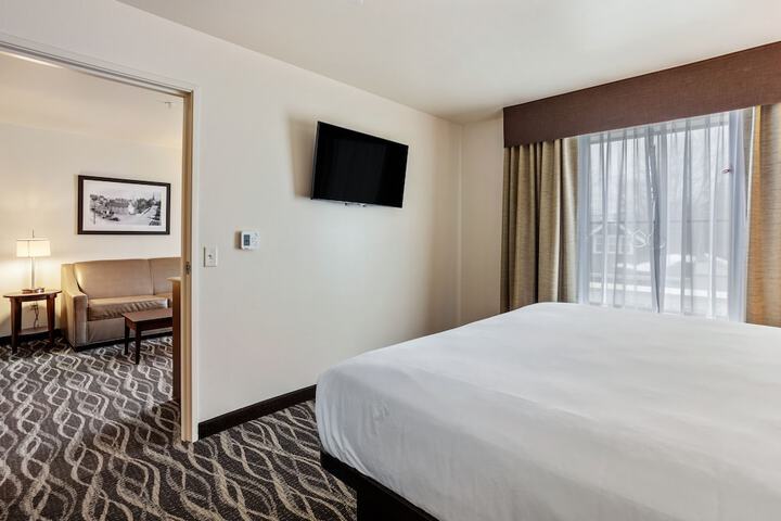 Room 19 of 49