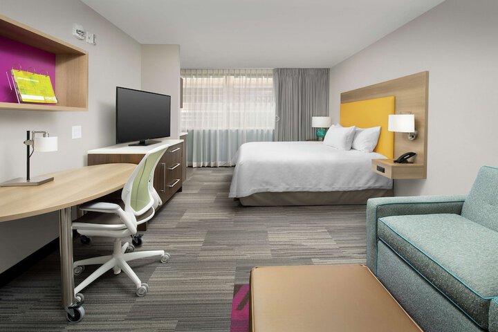 Room 8 of 29