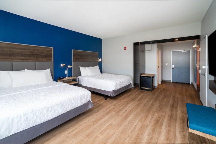 Room 18 of 35