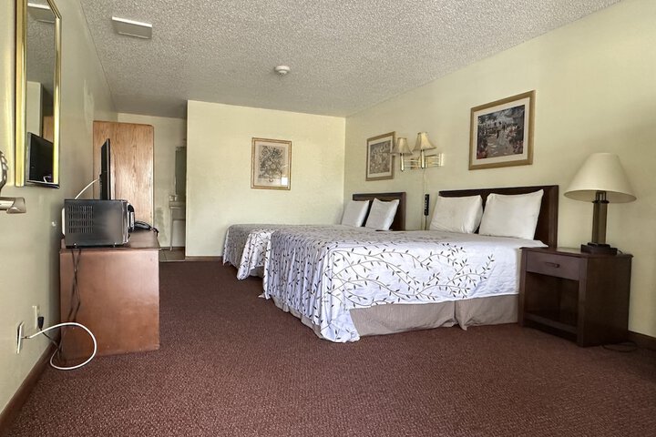 Room 15 of 35