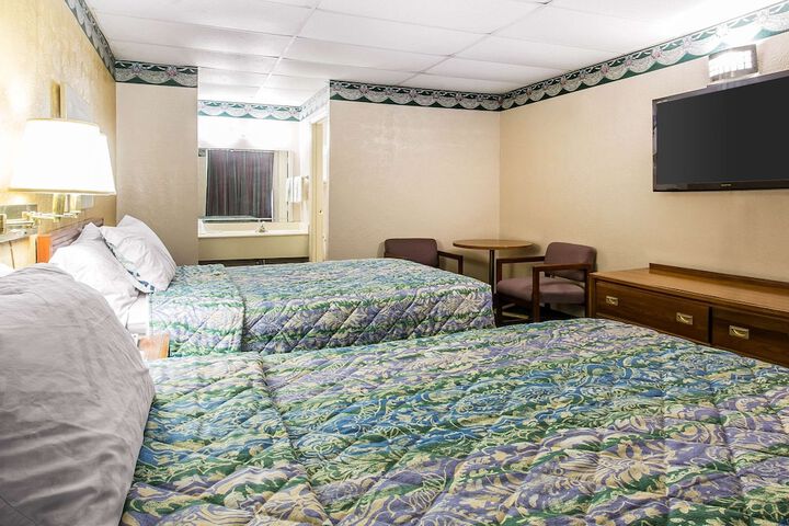 Room 21 of 31