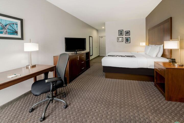 Room 19 of 29