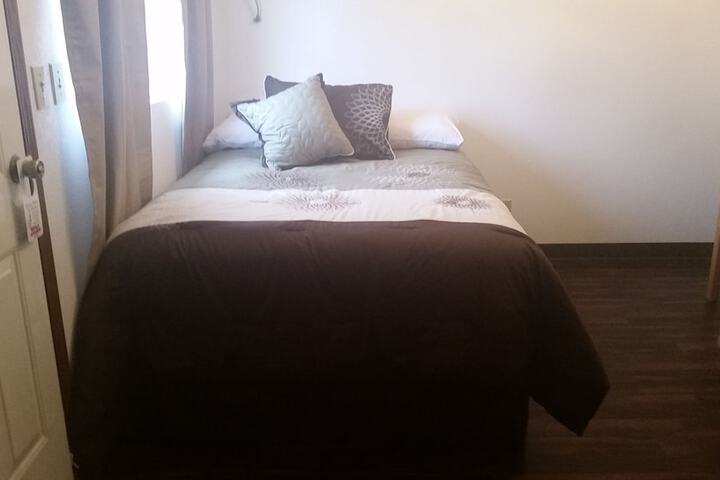 Room 15 of 36