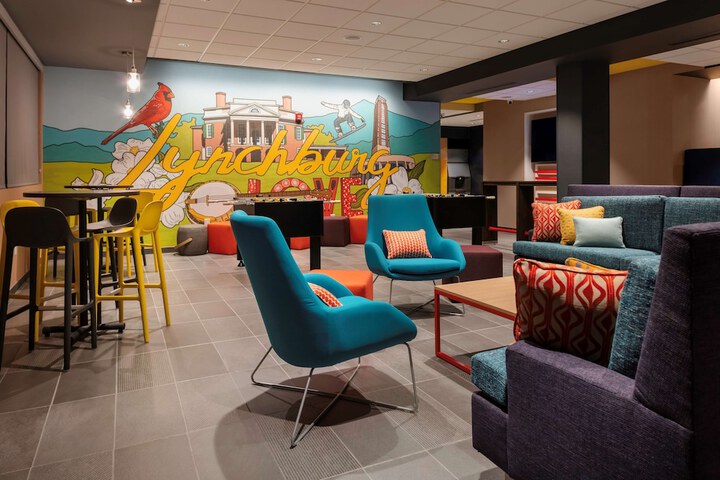 TRU by Hilton Lynchburg