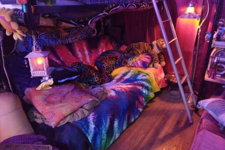 Room 44 of 47