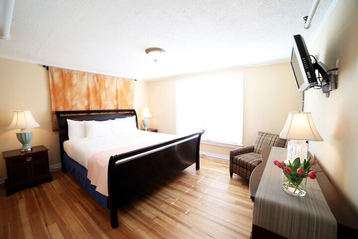 Room 41 of 69