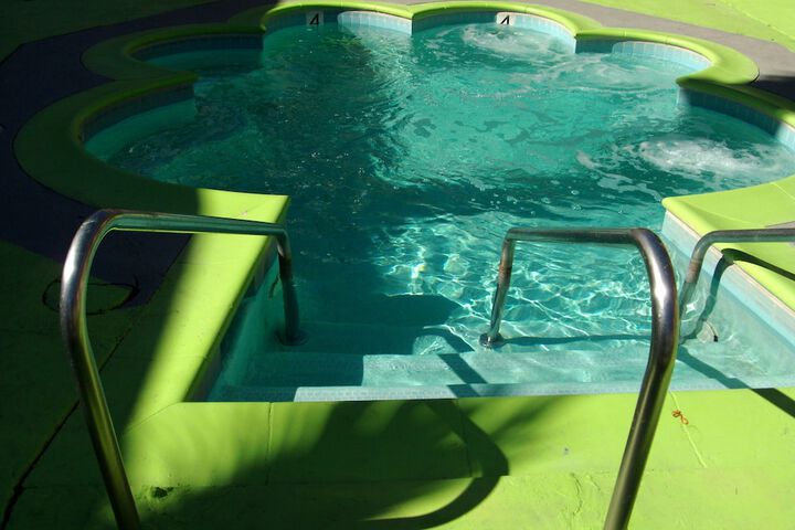 Pool 10 of 41