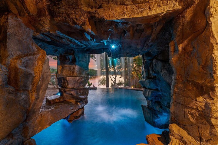 Nancy Key W / pool Wine Cave, Optional Boat Rental