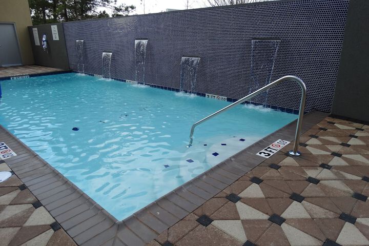 Pool 7 of 30