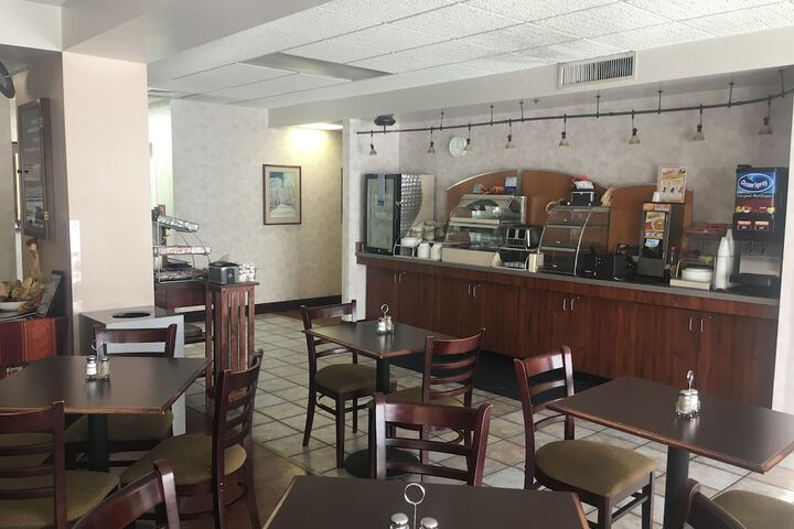 Mountain Inn & Suites