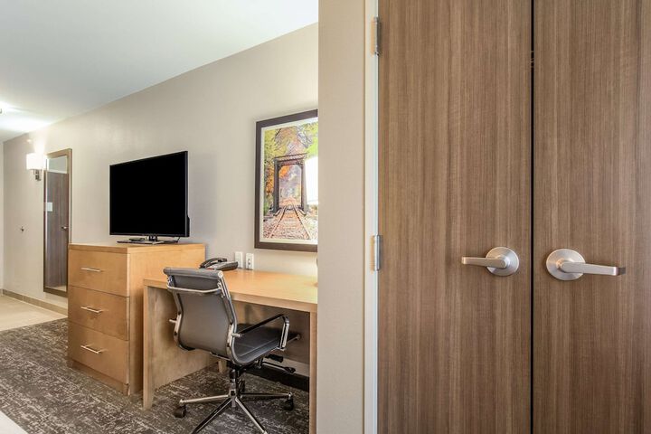 Room 31 of 40
