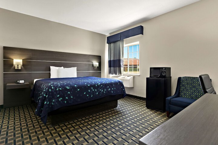 Room 14 of 31