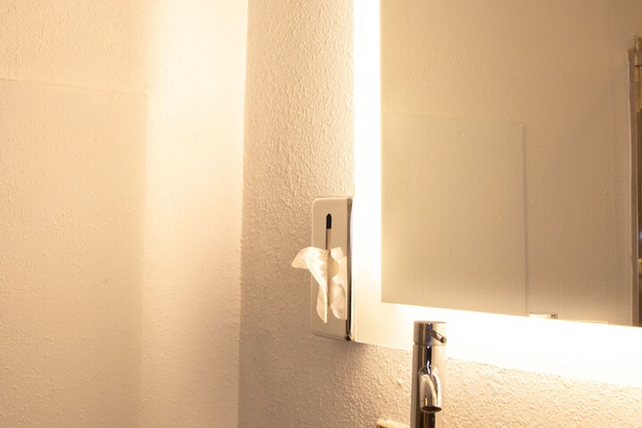 Room 32 of 44