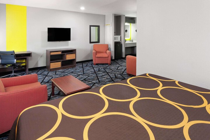 Super 8 by Wyndham Olney