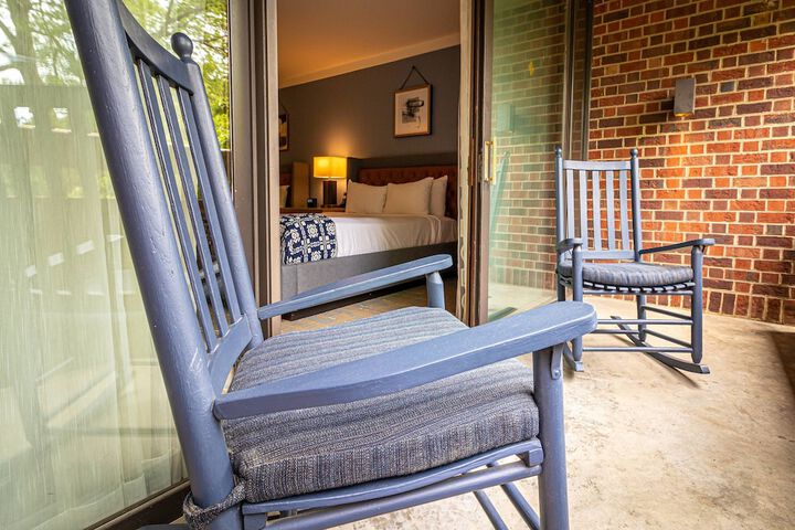 Williamsburg Lodge Autograph Collection