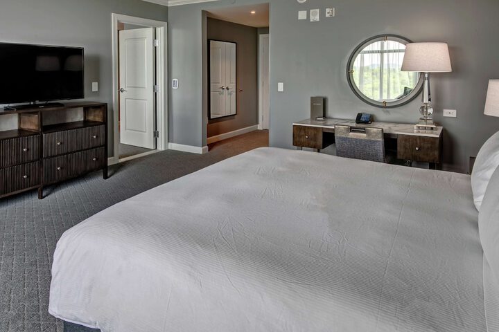 Room 28 of 57