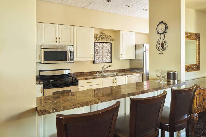 Davenport Hotel Autograph Collection