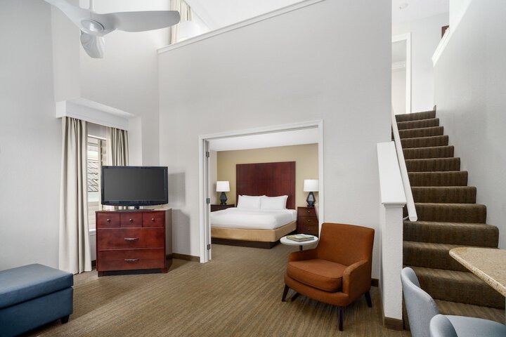 Room 17 of 41