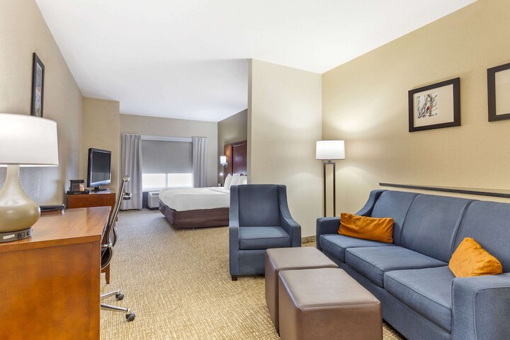 Room 14 of 30