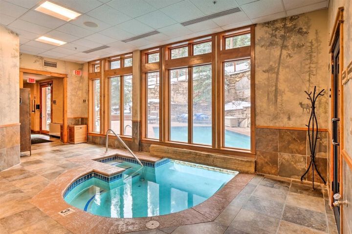 Premier 2 Bedroom Ski in Ski out Vacation Rental at the Timbers With the Best Access to Skiing in Keystone