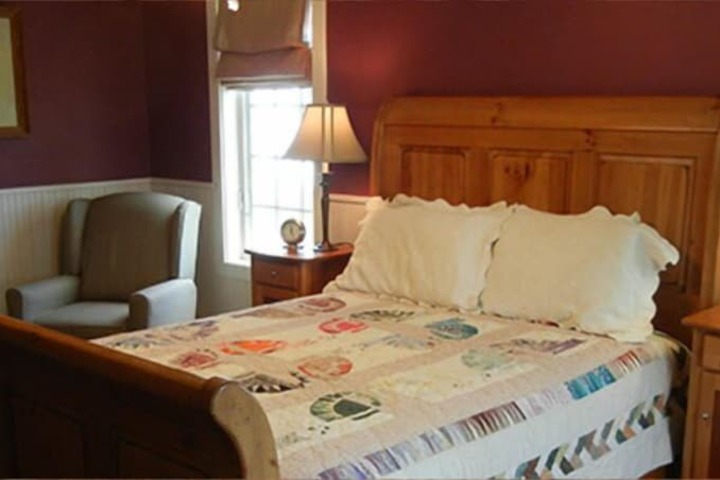 The Feathered Star B & B