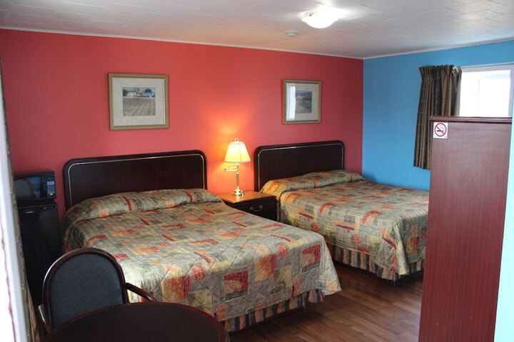 Room 25 of 35